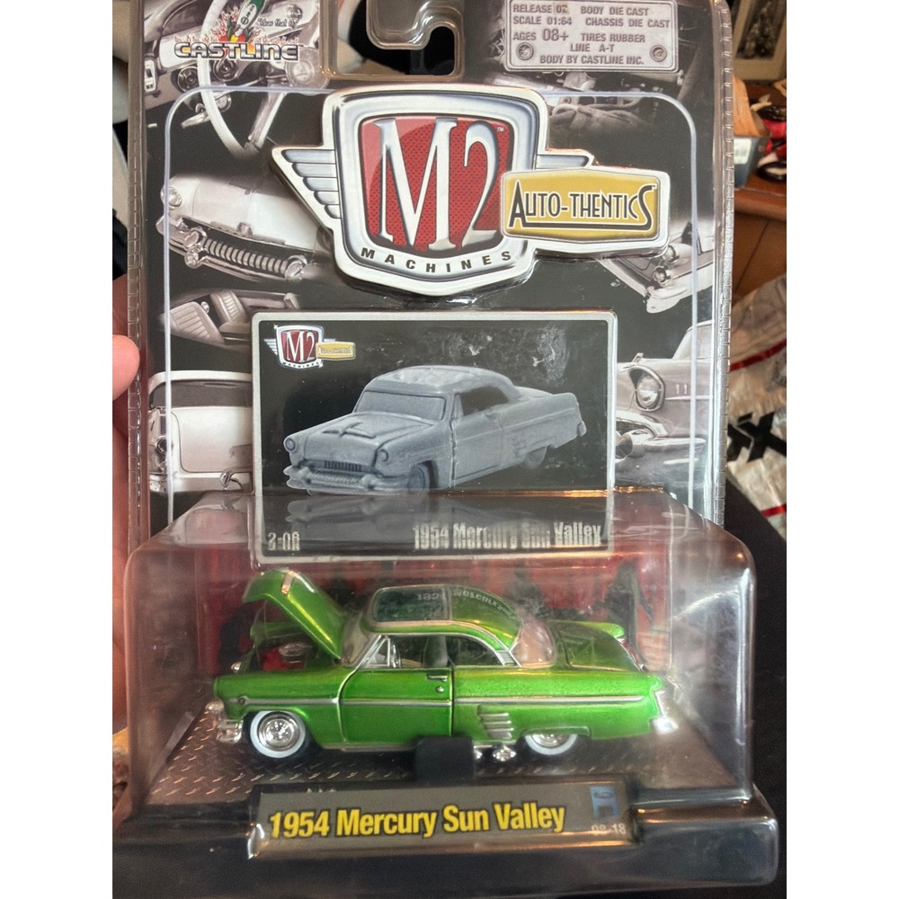 M2 Machines Auto-Thentics 1954 Mercury Sun Valley Green 1:64 Release 02 Diecast